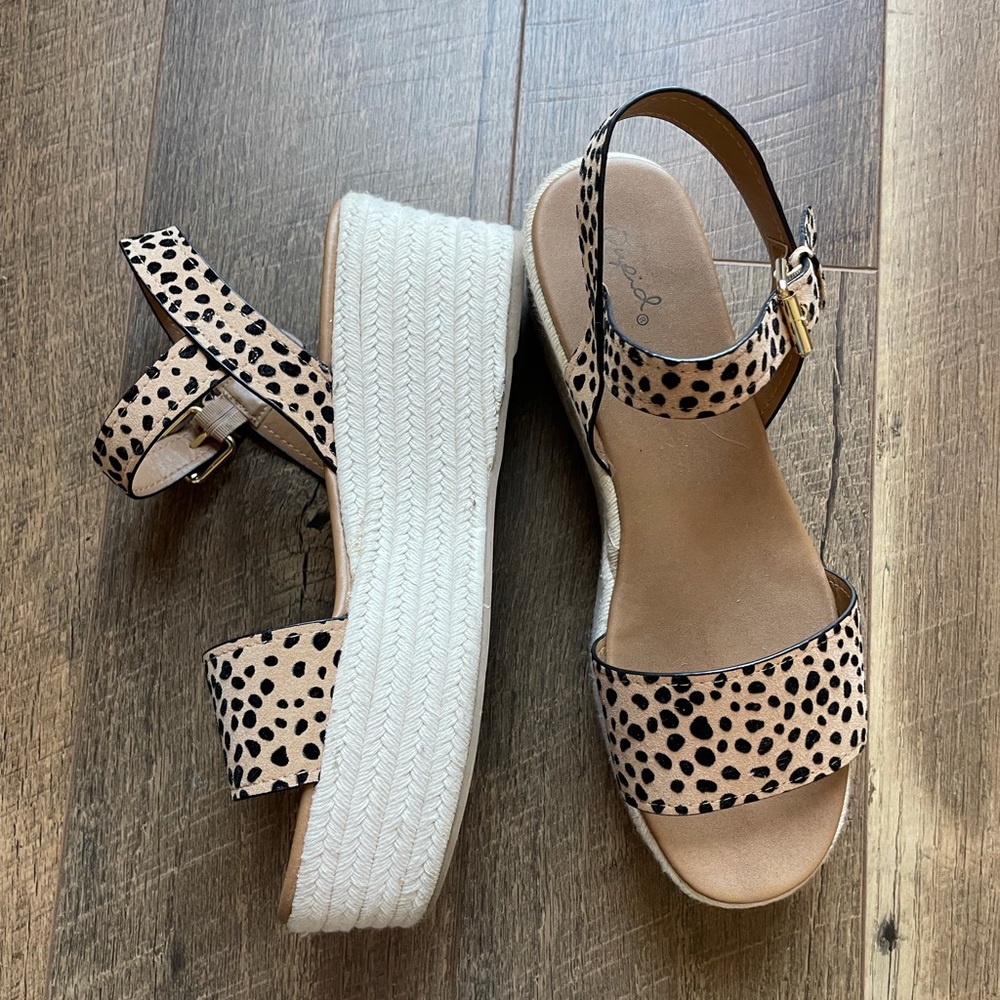 Qupid Flatforms